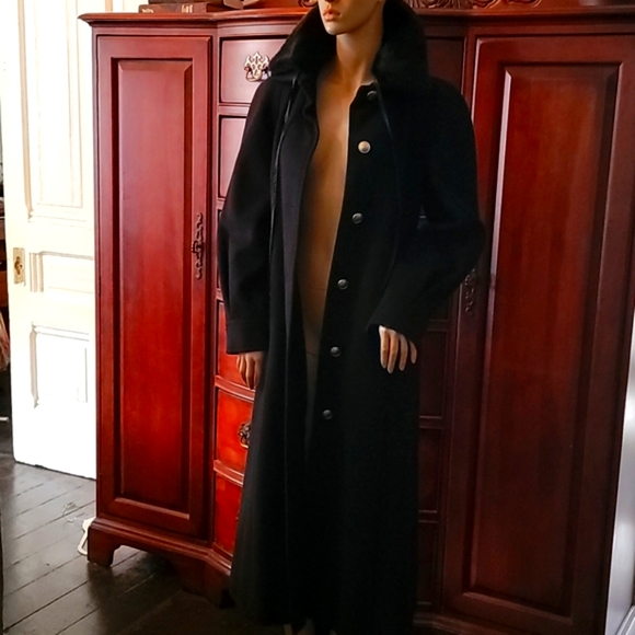 NINA RICCI Paris Overcoat - Picture 8 of 16